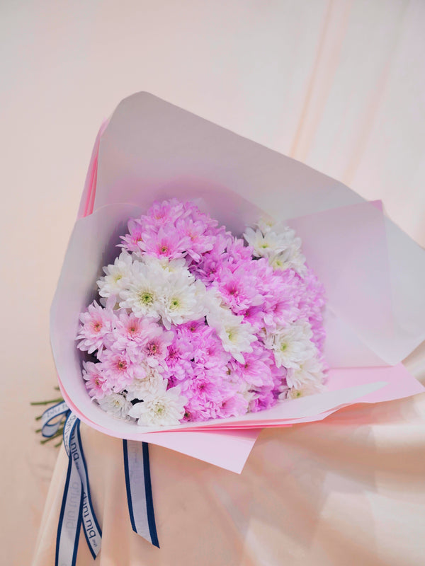 Chrysanthemum Daisy Bouquet